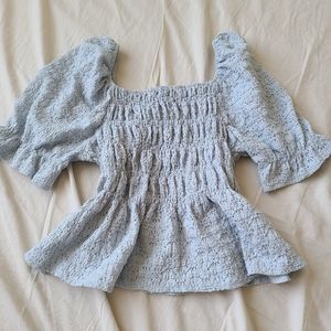 RIBBED LIGHT BLUE FLOWY TOP PUFFY SLEEVE / SHOULDER